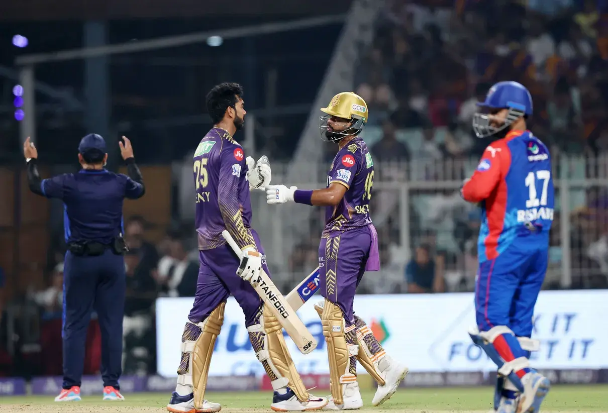 KKR vs DC Live Score : कोलकाता की सात विकेट से जीत