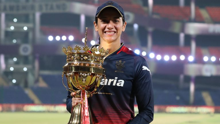 Smriti Mandhana Returns to WBBL, Joins Adelaide Strikers for Another Title Run